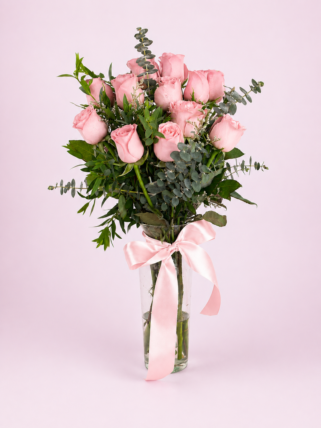 12 Pink Roses in Vase